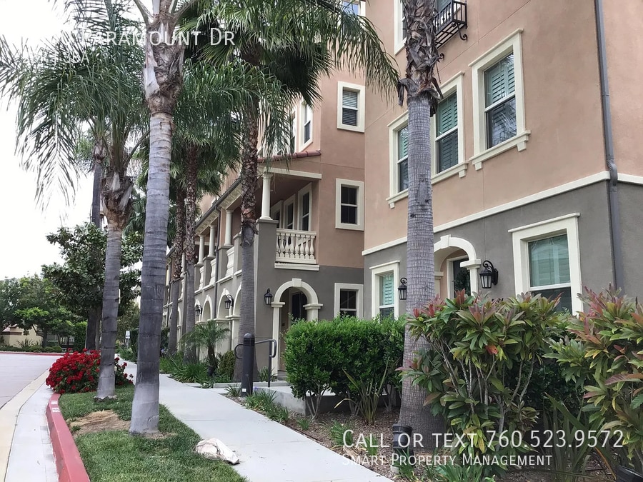 Primary Photo - 5060 Paramount Dr