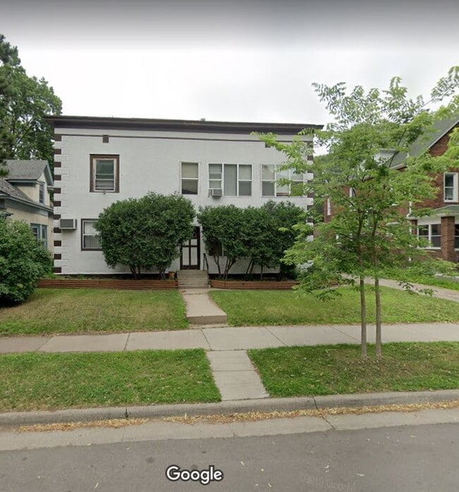 Front - 1523 3rd St NE