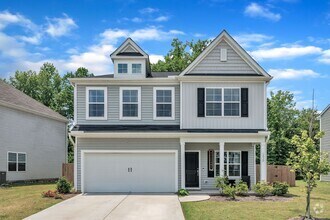 Building Photo - 1020 Sumter Pointe Way