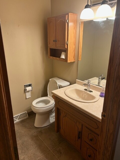 Foto del edificio - 2480 Bellevue St