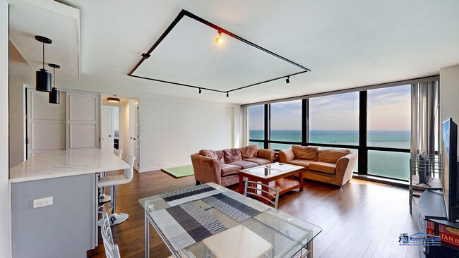 Foto del edificio - 910 N Lake Shore Dr