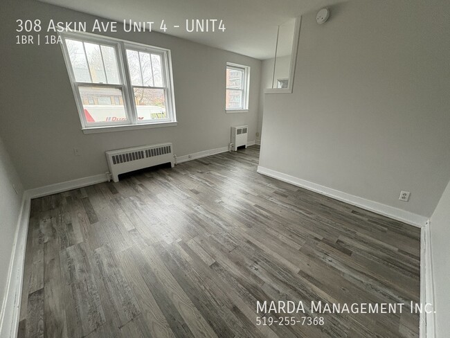 Photo du bâtiment - NEWLY RENOVATED 1-BEDROOM/1BATH APARTMENT ...