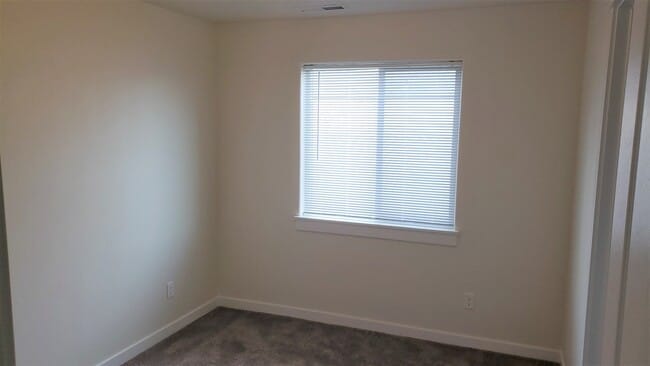 Building Photo - Brand New 3Bedroom Home!