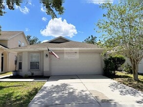 Building Photo - 7851 Foxgrove Dr