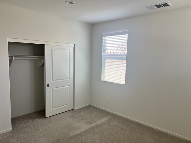 Foto del edificio - 18142 Jupiter Ln