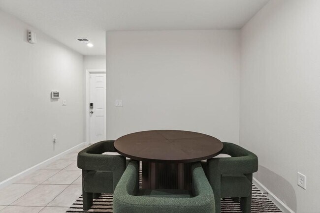 Foto del edificio - 2528 Sadler Trce Wy