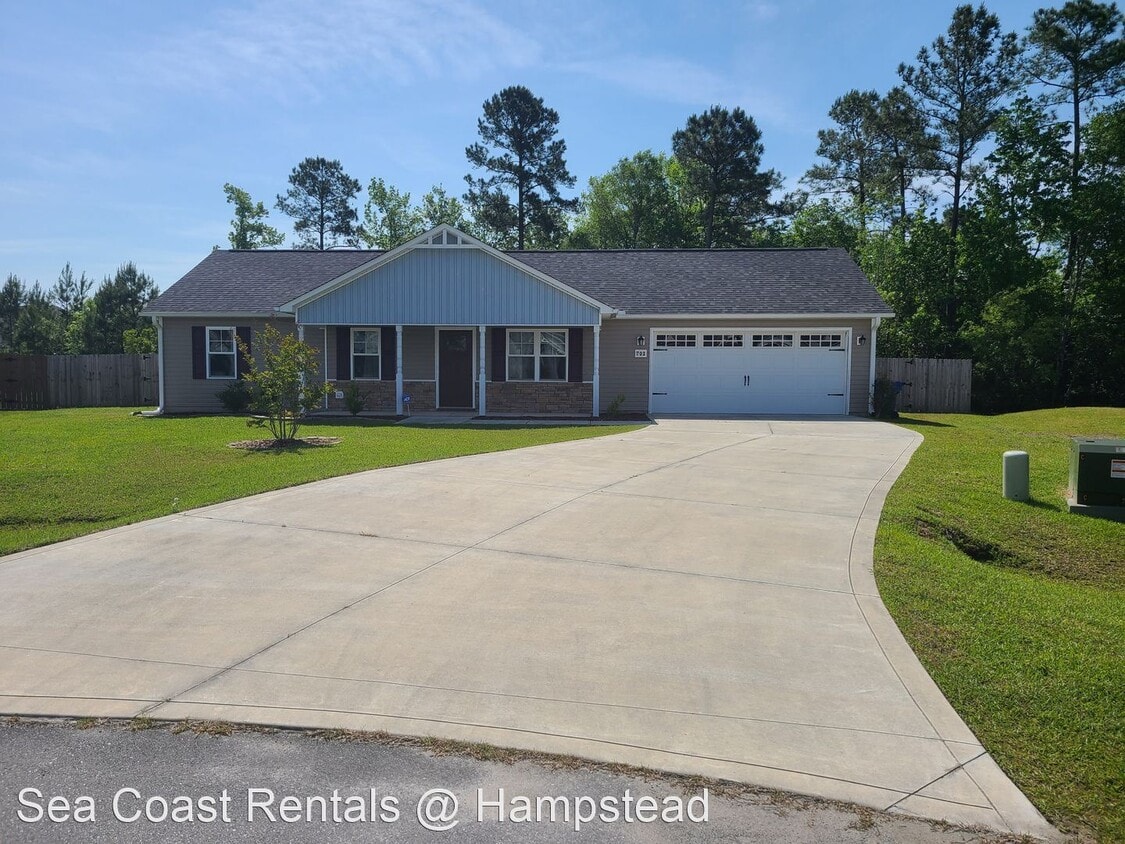 Primary Photo - 3 br, 2 bath House - 702 Mooring Court