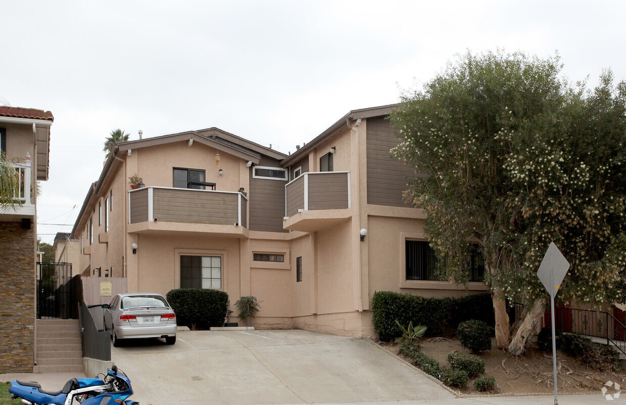 Foto principal - 3675 Arnold Ave