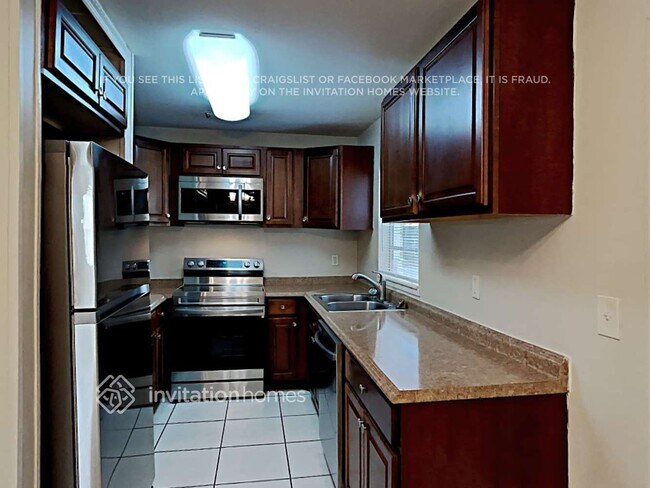 Foto del edificio - 6005 Murray Hill Dr