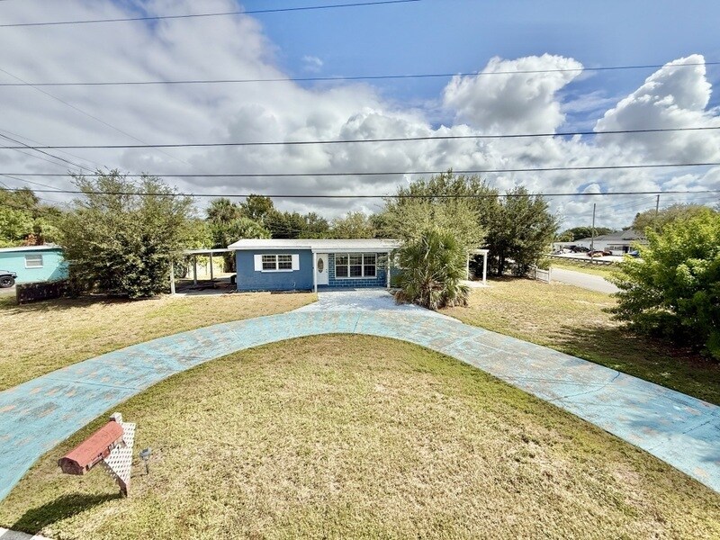 Primary Photo - 9401 88th Way N