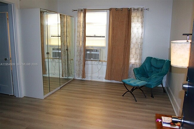 Building Photo - 124 Mendoza Ave