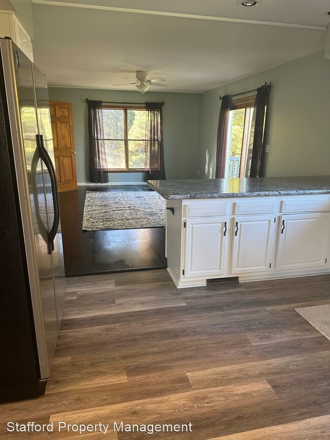 Foto del edificio - 3 br, 2 bath House - 5933 Goodale Road