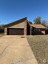 Building Photo - 5826 Red Rock Cir