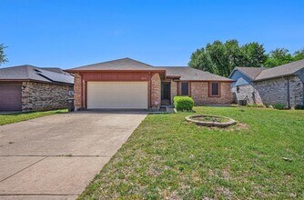 Building Photo - 3817 Ashley Ln