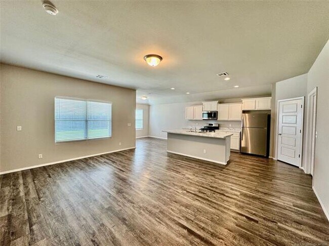 Foto del edificio - 14116 N 74th E Ave