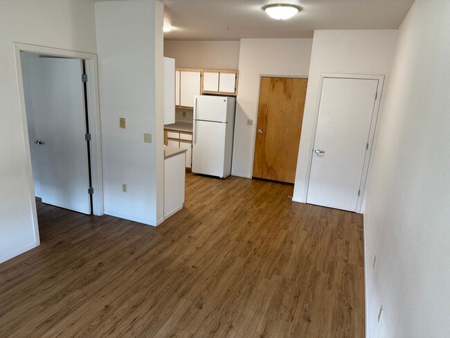 Entry/Kitchen - Rose City Center Apartments - 55 and Over