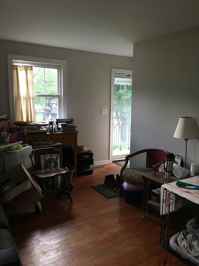 Foto del edificio - Cute Cottage in Convenient Location off Th...