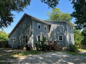 Building Photo - 205 Harvey's Ln