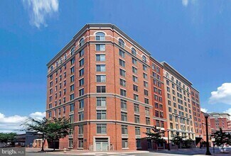 Building Photo - 1205 N Garfield St