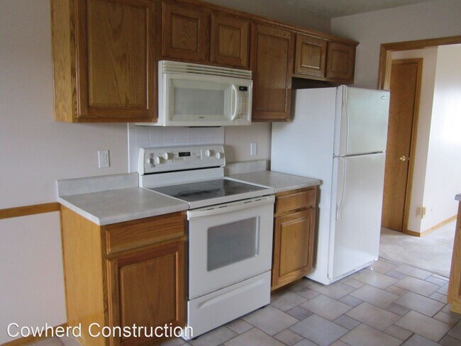 Building Photo - 3 br, 2 bath House - 3820 W Cardinal Sprin...