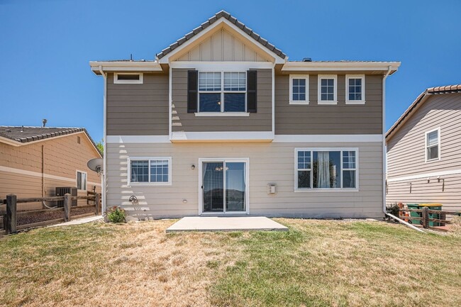 Building Photo - Beautiful home in The Meadows!