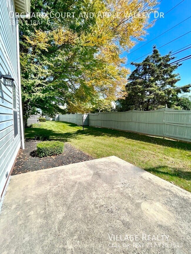 Building Photo - 302 Orchard Ct