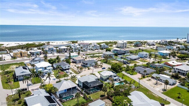 Foto del edificio - 8003 Buccaneer Dr