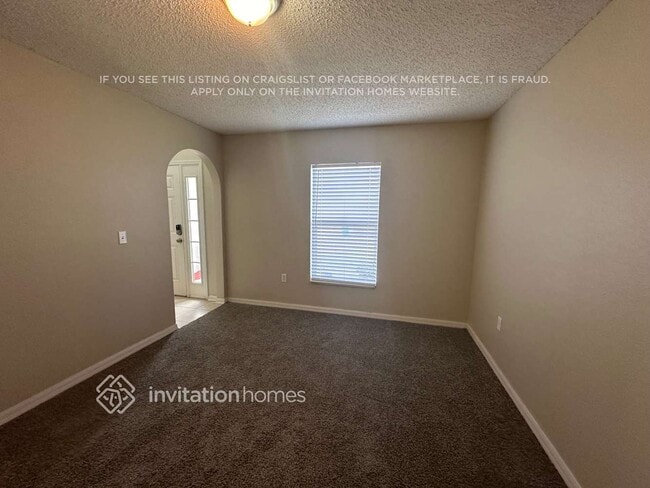 Foto del edificio - 2361 Pavilion Terrace