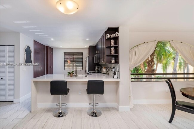 Foto del edificio - 3559 Magellan Cir