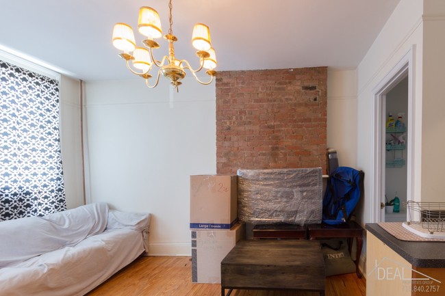 Building Photo - 119 Smith Street #1R