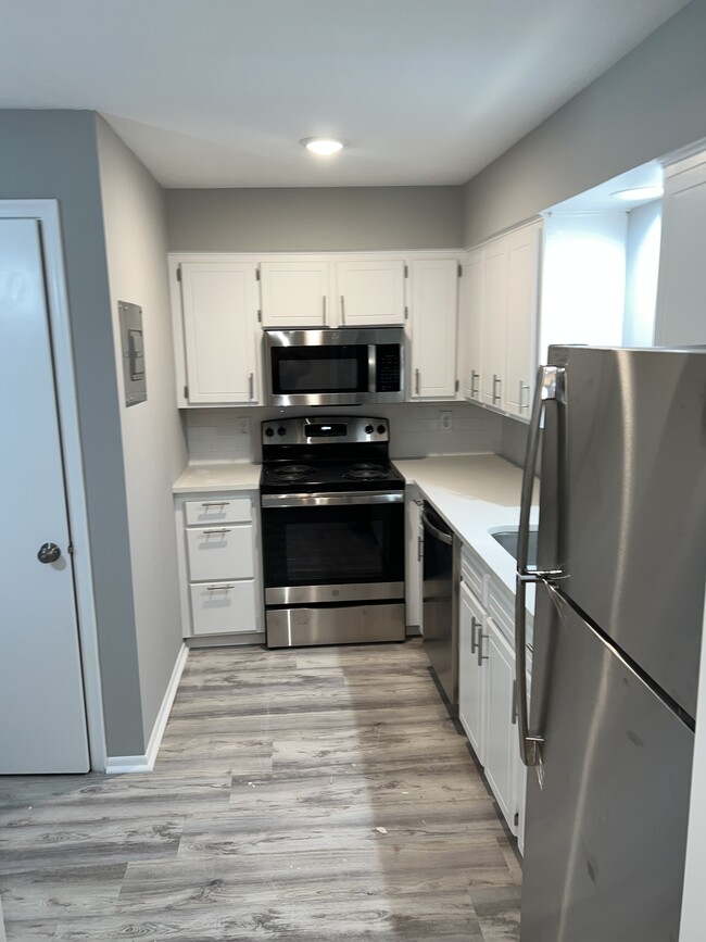 2BD 2BA- Cocina - The Frederick