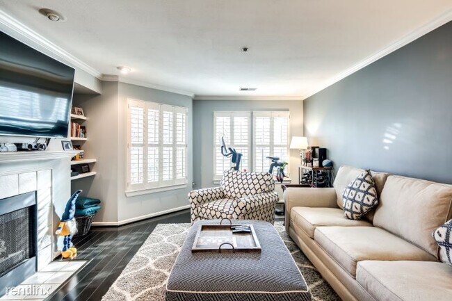 Foto del edificio - 2 br, 2 bath Condo - 102 Booth St. 16 Unit 16