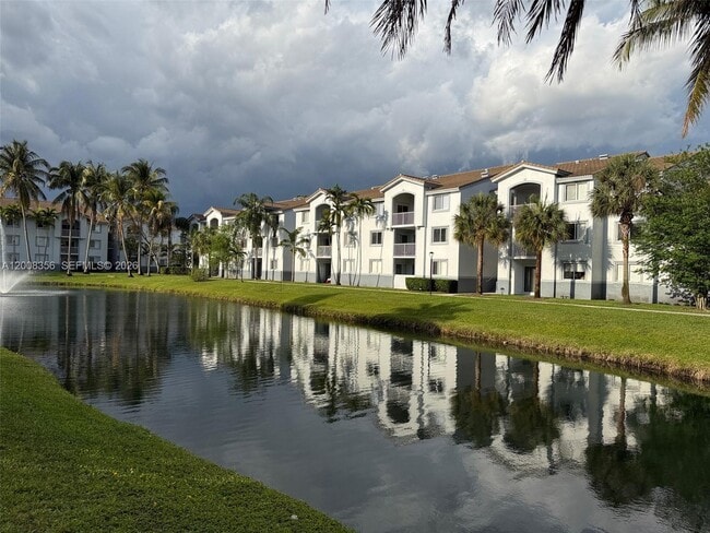 Building Photo - 2600 S University Dr