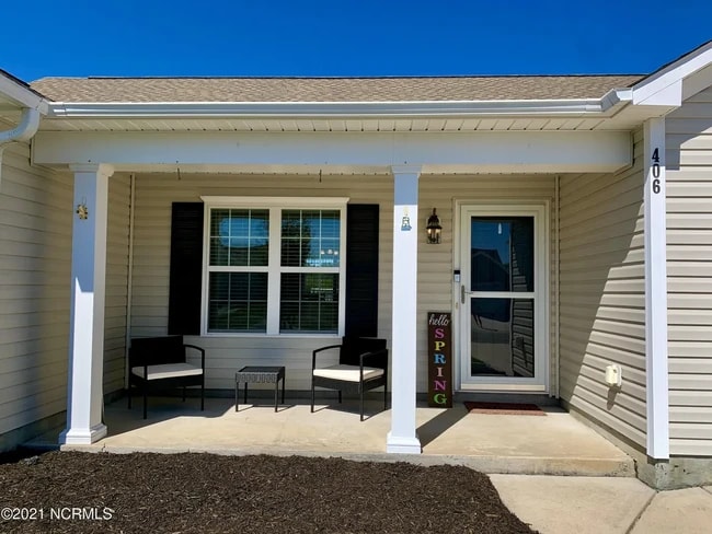 Building Photo - 406 Amaryllis Ln