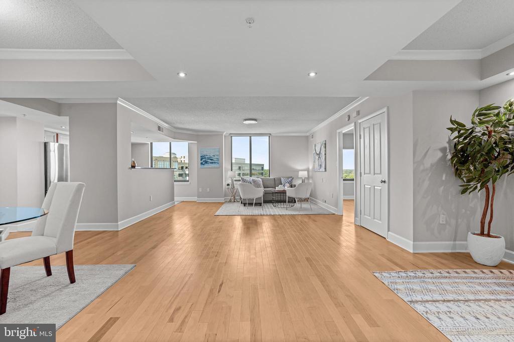 Foto principal - 1220 N Fillmore St