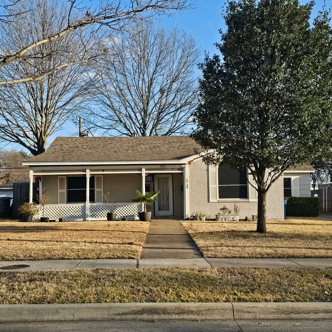 Building Photo - 10100 Galway Dr