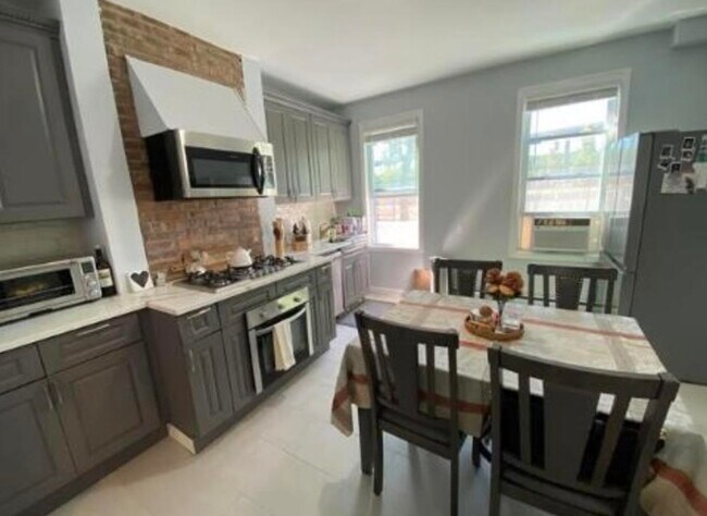 Foto del edificio - 227 Brunswick St