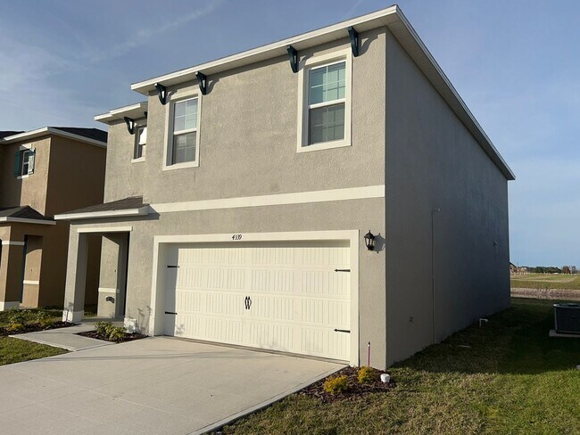 Foto del edificio - 4339 Testana Ln