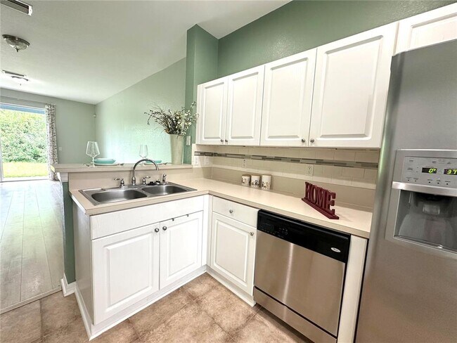 Building Photo - 11096 Winter Crest Dr