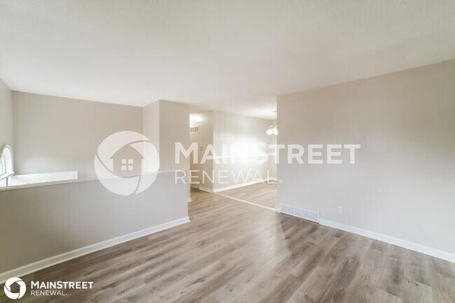 Foto del edificio - 201 McClellan Dr, Liberty, MO 64068