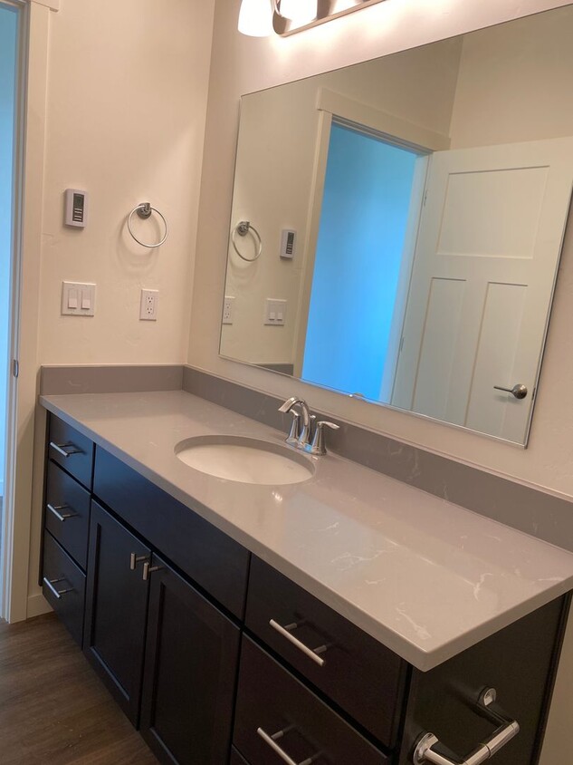 Gorgeous 1 Bedroom 1 Bathroom Unit with A... - Gorgeous 1 Bedroom 1 Bathroom Unit  with A...