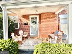 Building Photo - 503 Dorchester Ave Building Photo - 503 Dorchester Ave