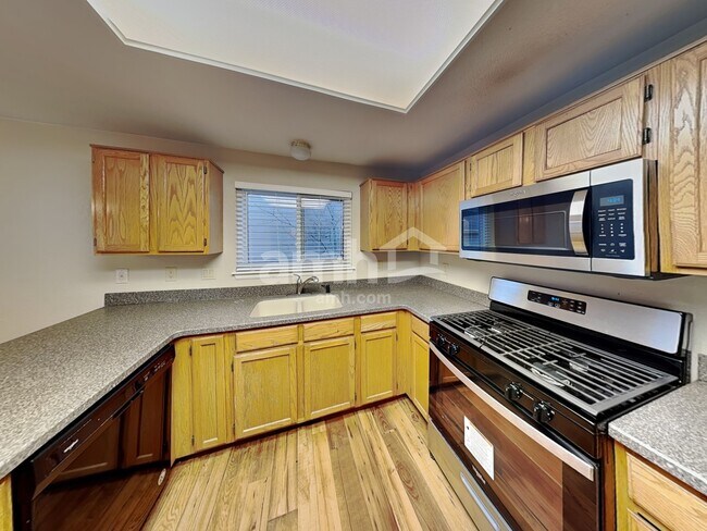 Foto del edificio - 12032 Forest St