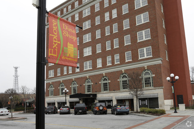 Foto del edificio - The Calhoun Lofts