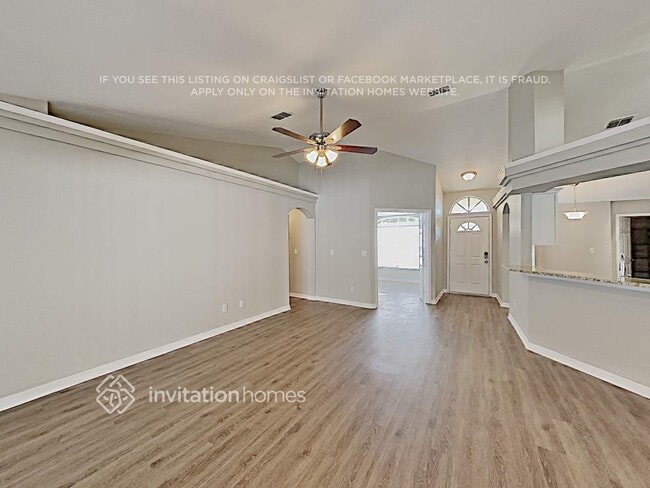 Building Photo - 3229 Sawgrass Creek Cir