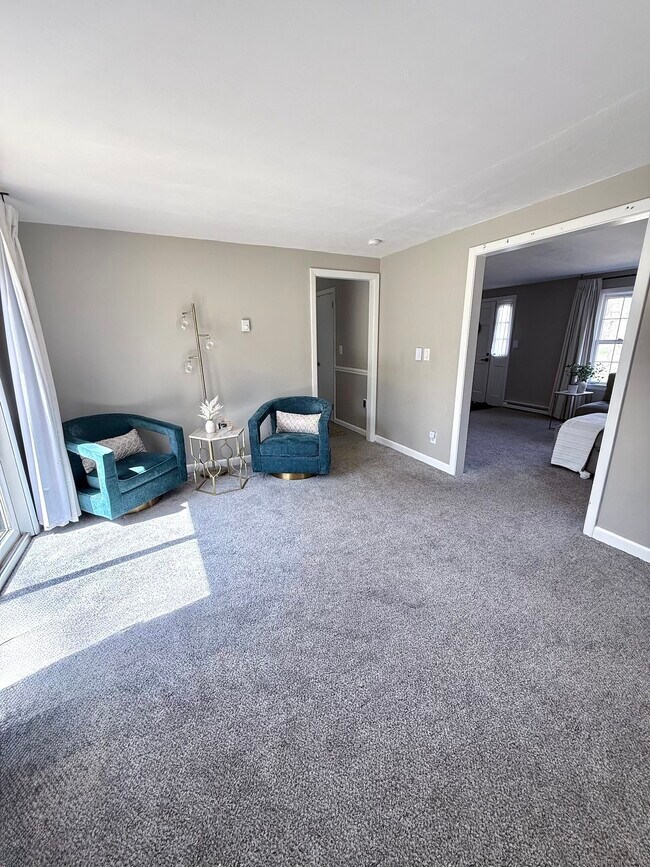 Foto del edificio - 737 Burnham St