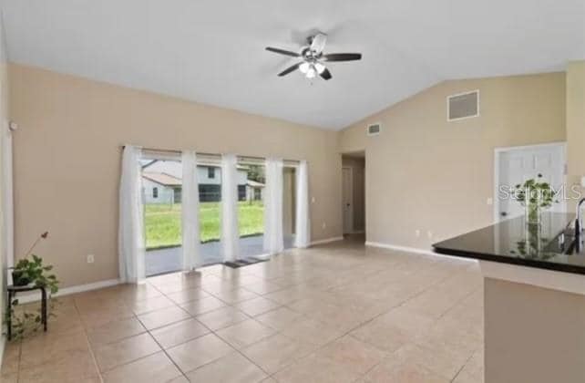 Building Photo - 705 Lucaya Dr