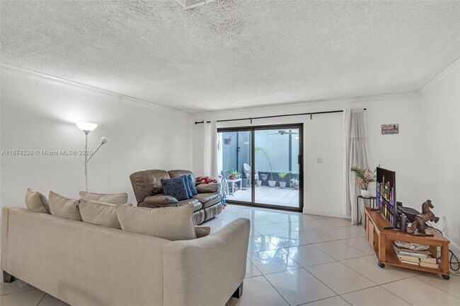 Foto del edificio - 10190 NW 41st St