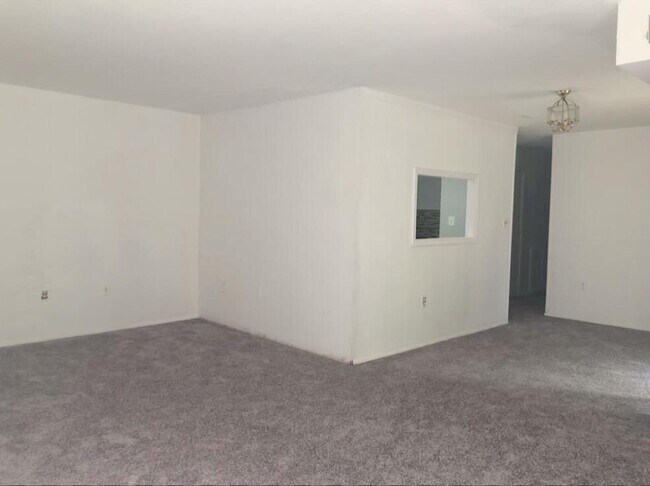 Dining Room - 12411 Braxfield Ct