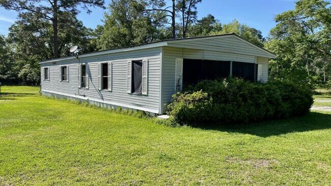Building Photo - 2 bedroom in Waldo FL 32694
